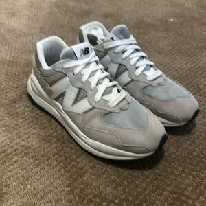 Men’s New Balance 57/40 Grey Size 12